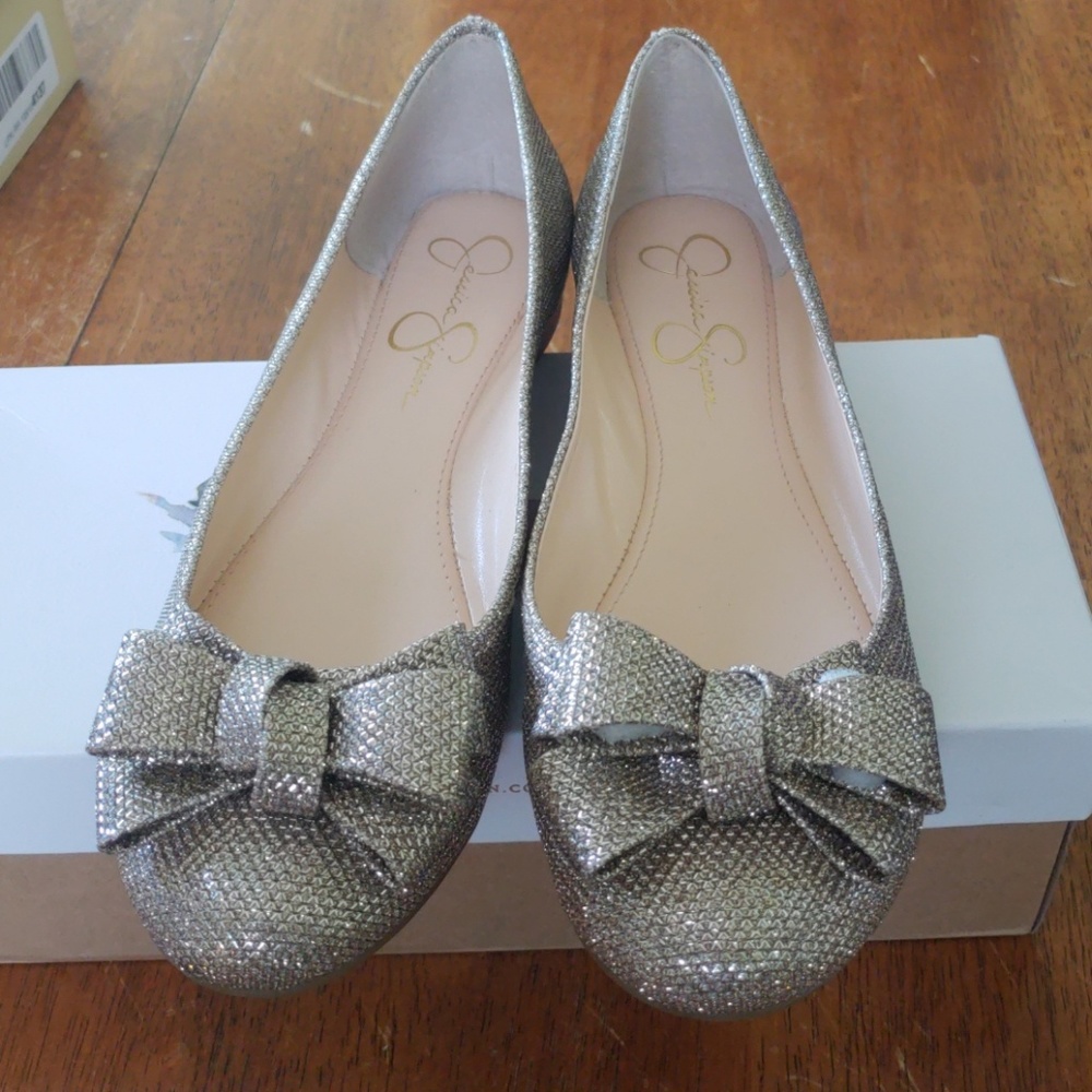 Shoes - Picture 2 of 3